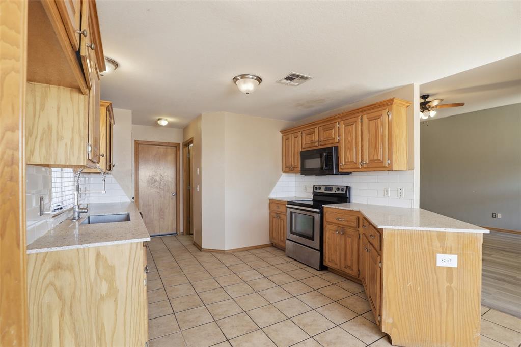 2204 NW 157th Street