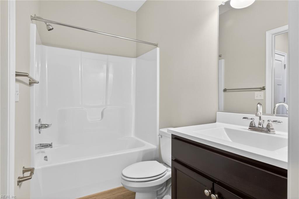 1002 Kathy Ann Way W