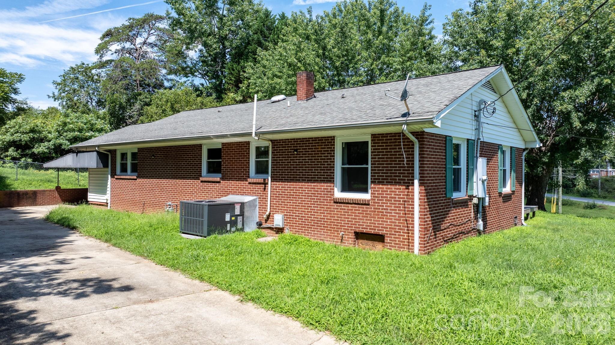 296 Pine Mountain Road
