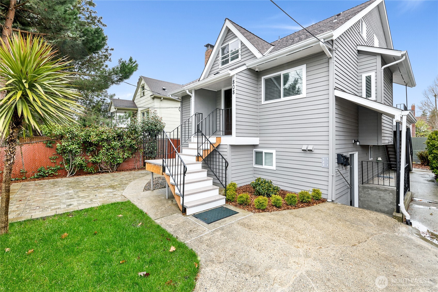 808 NW Market Street
