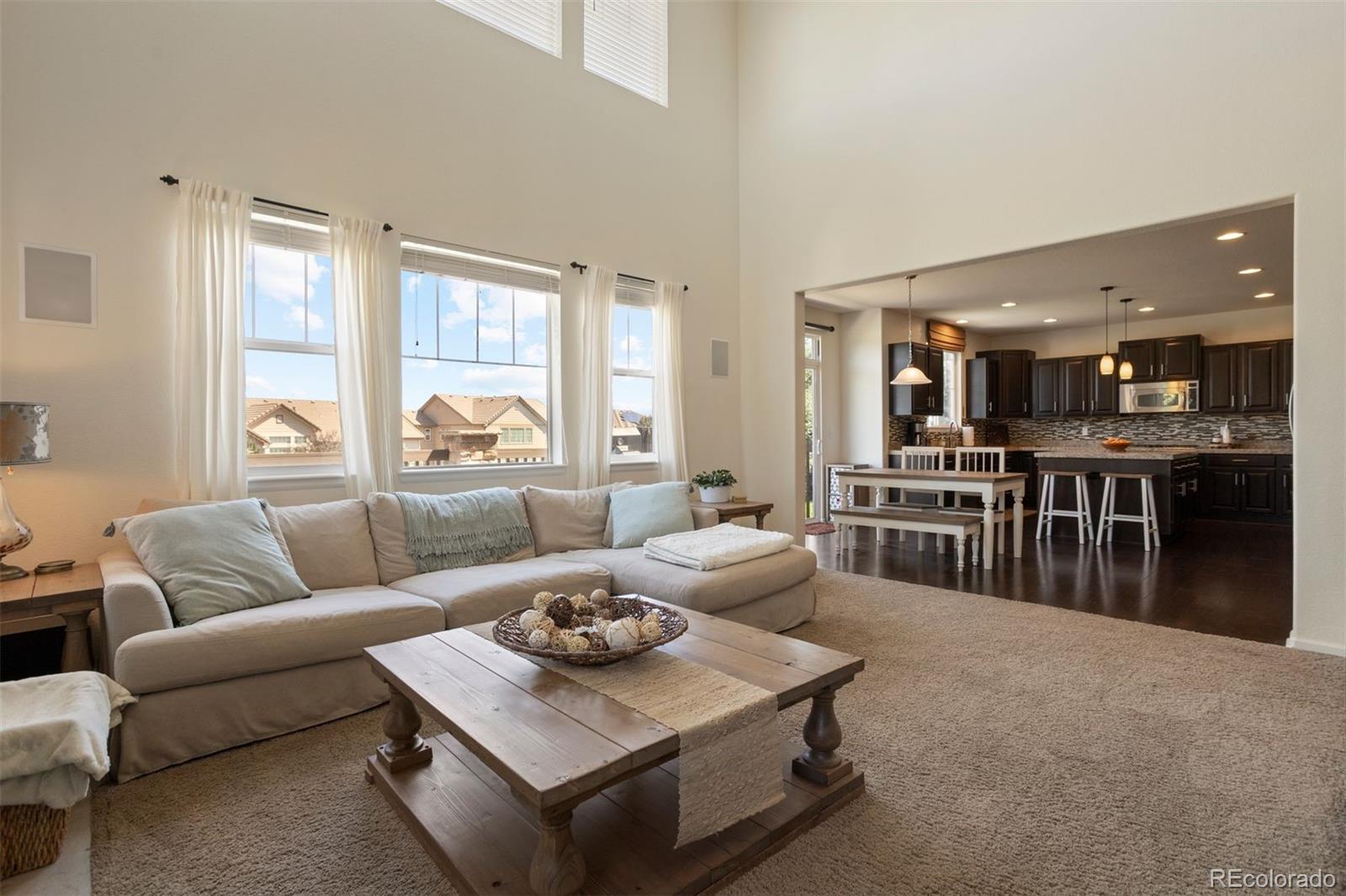 8015 Grady Circle