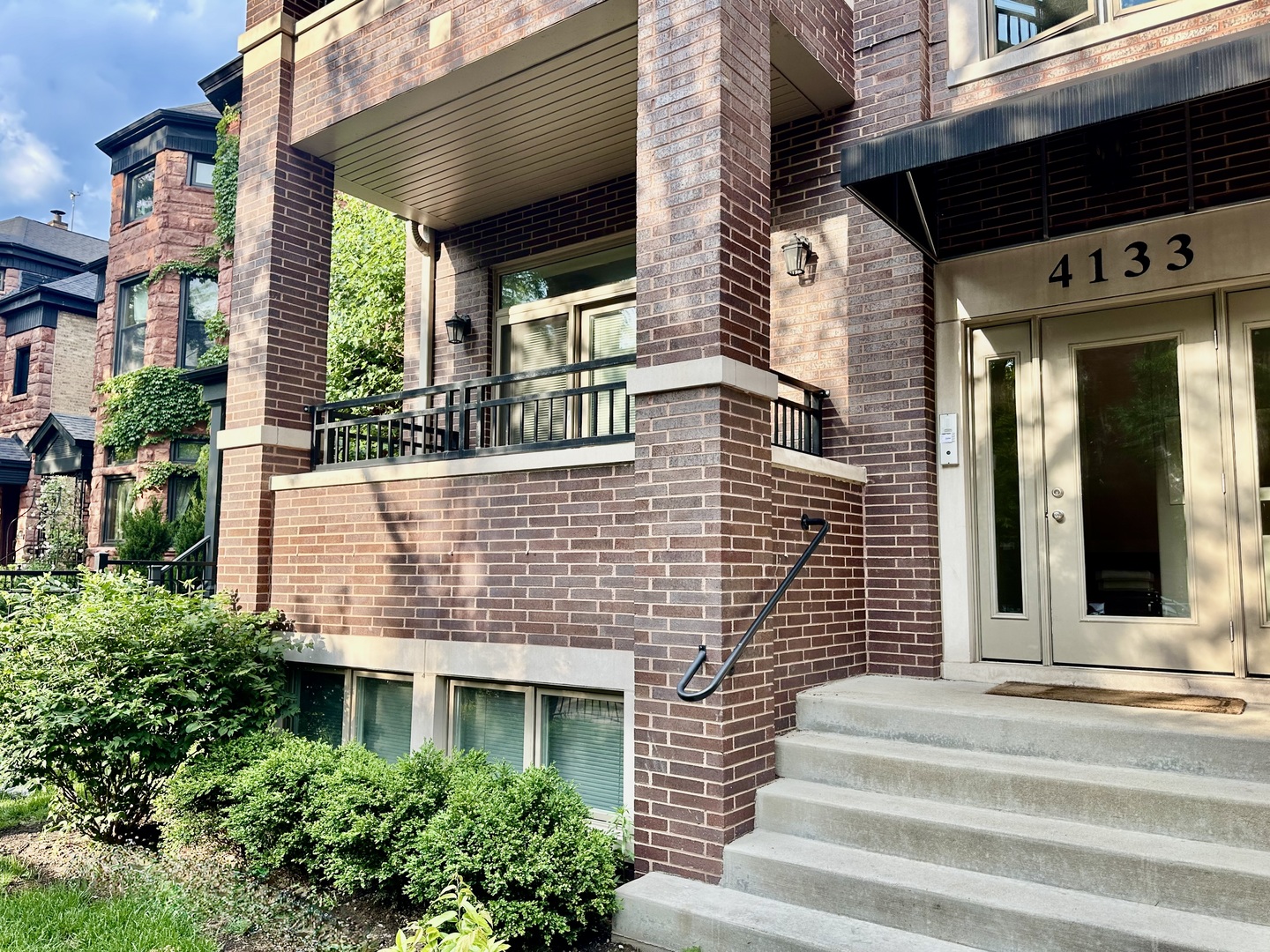 Duplex-down residence that lives like a single family home with 2,000 sq ft, featuring an open main level and private lower-level bedrooms. Main floor highlights include 10 ceilings, crown moulding, a direct-vent gas fireplace, a covered balcony and garage rooftop deck. Chef's kitchen is equipped with a Thermador 6-burner range + hood and dishwasher, Bosch refrigerator, Sharp drawer microwave, quartz slab counters, two-tone soft-close cabinetry, and a built-in wine chiller.    Lower level offers all bedrooms with radiant heated floors throughout. The spacious primary suite includes a walk-in closet and bath with frameless glass shower, body-sprayers, and dual vanity. A private garage-top roof deck (~400 sq ft) extends the living space outdoors.    Modern systems include Navien tankless water heater, high efficiency American Standard HVAC with York humidifier, and RenewAire ERV. Pre-wired for CAT-5/coax wiring and surround sound in the living room, primary bedroom, and primary bath. Rear entry doors on each level. Detached garage parking included.    Located on the quiet east side of Kenmore, just blocks from Wrigley Field, Sheridan Red Line, Buena Circle Park, Challenger Dog Park, express buses, and Montrose Harbor. New Construction in 2020.