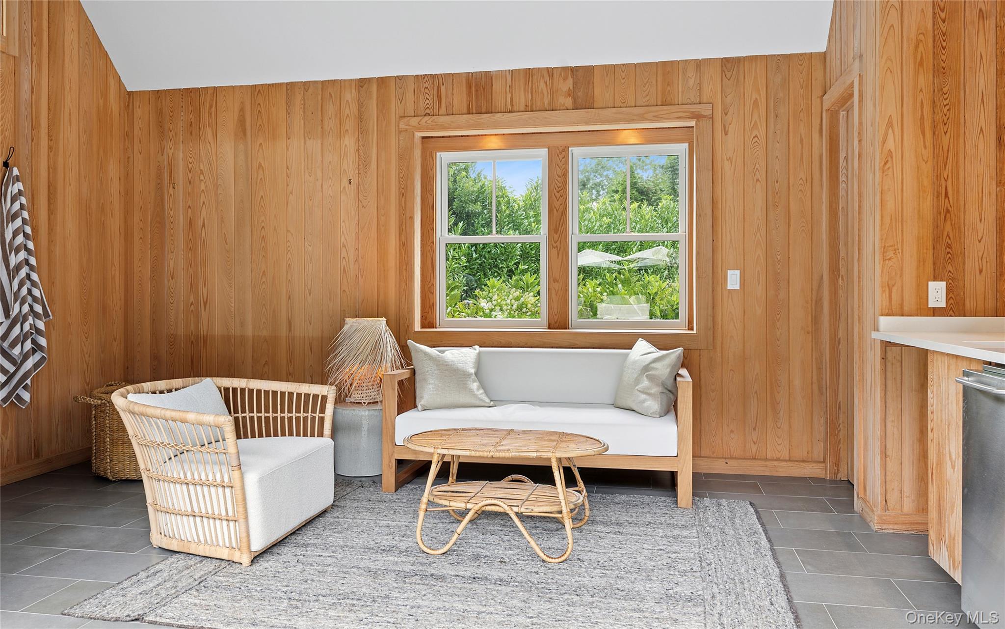 42 Hedge Row Lane