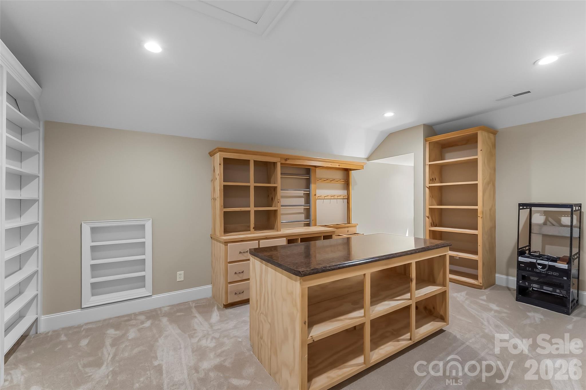 1090 Pearidge Road