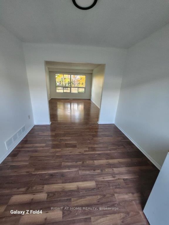 5475 E Lakeshore Rd 3