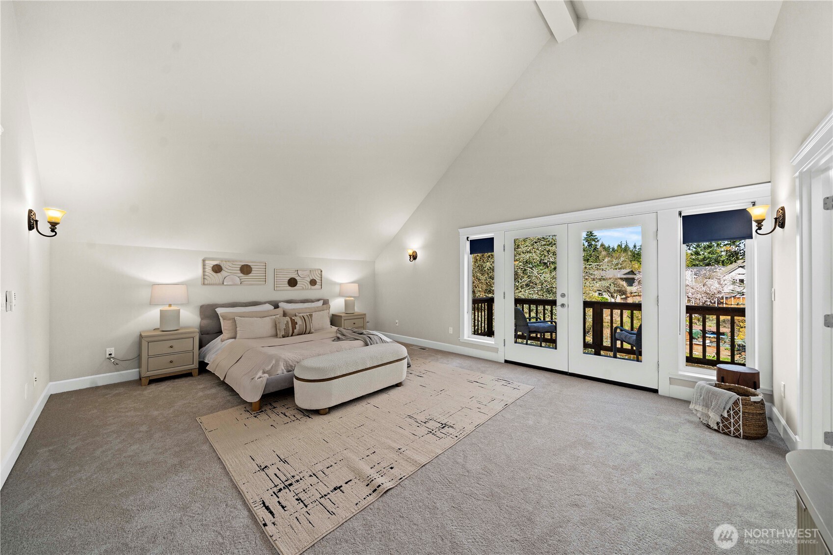 11028 E Riverside Drive