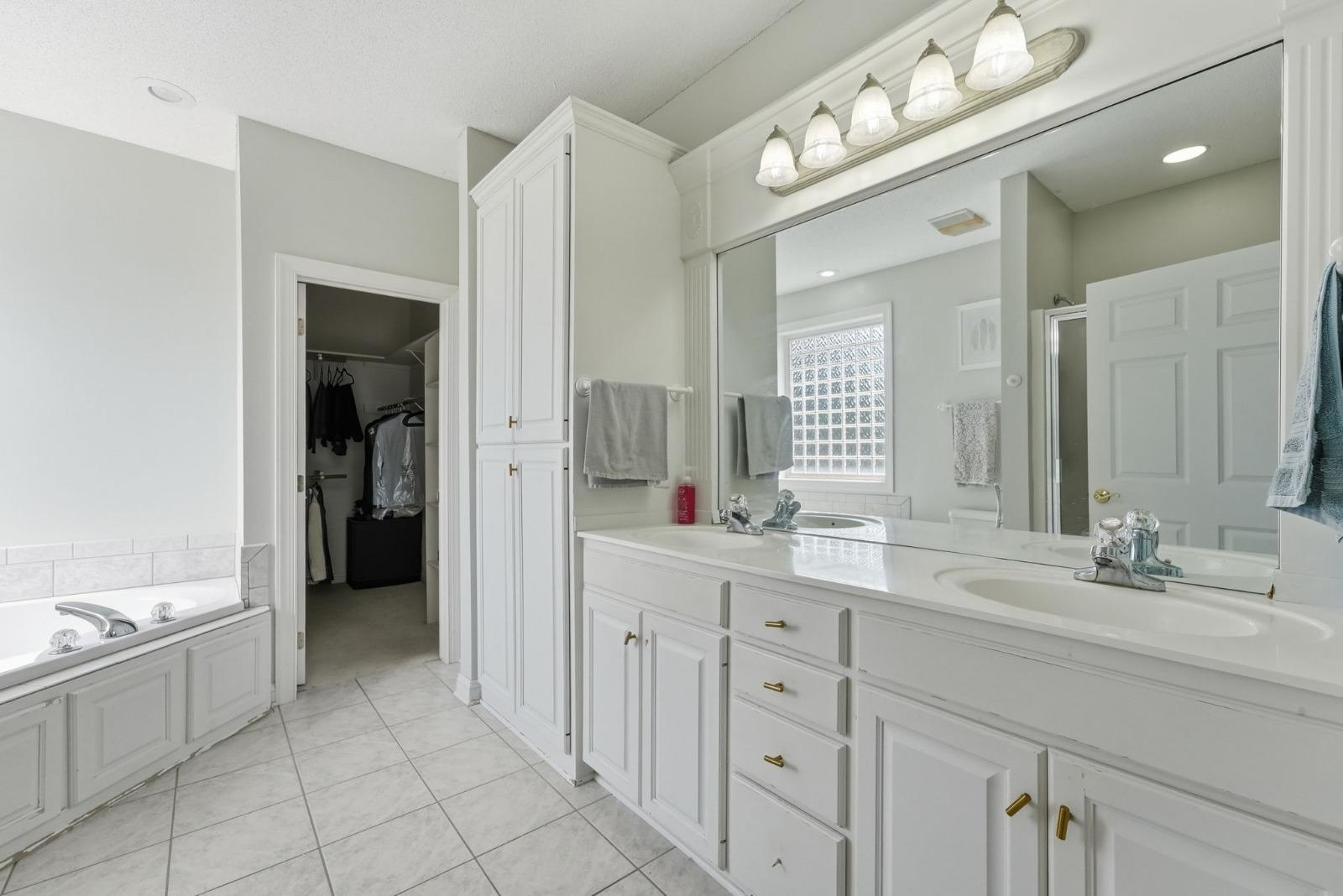 1609 Highland Trail