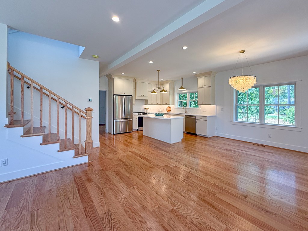 714 Monroe Ave 32