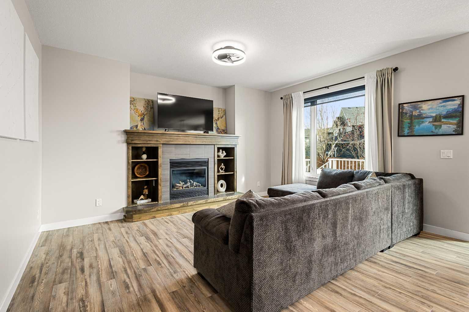 51 Evansglen Court NW