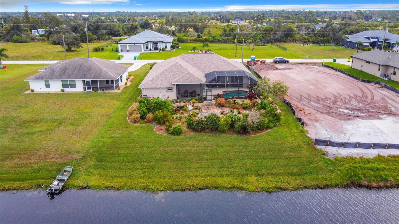 938 Boundary Boulevard