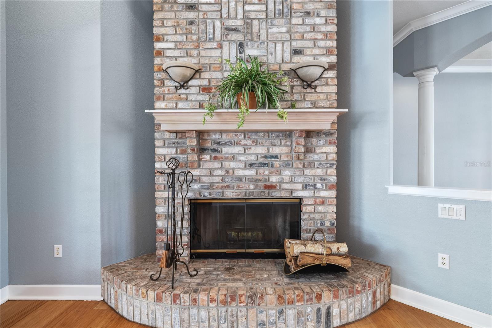 405 Chastain Road