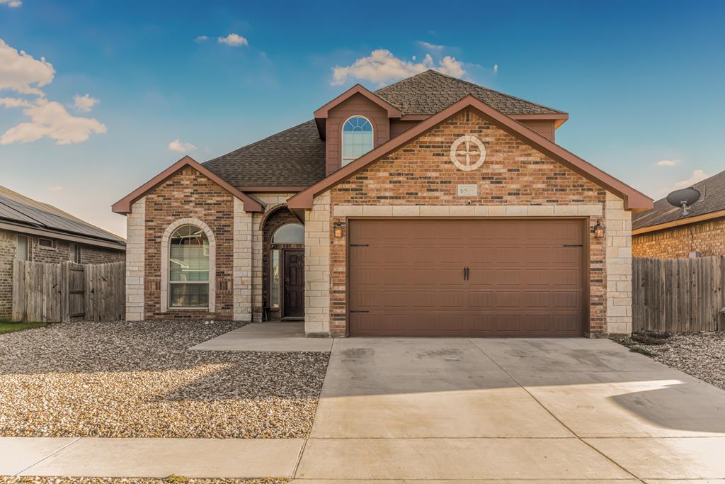 STUNNING ! 4 bed, 2.5 bath, 2494 sq ft home with an office nook and a second living area upstairs! Bright & open layout w/ tons of windows to let in lots of natural light. Beautiful tile flooring & granite countertops throughout, High ceilings, a cozy fireplace in the s living room, a large sequestered primary bedroom with his and her sinks, a nice soaker tub & a large closet! 2 parks and pools within walking distance