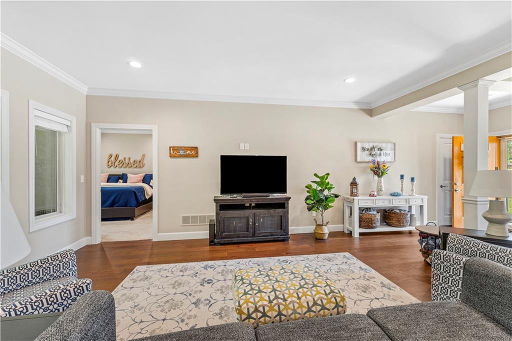 2255 Stonegate Drive
