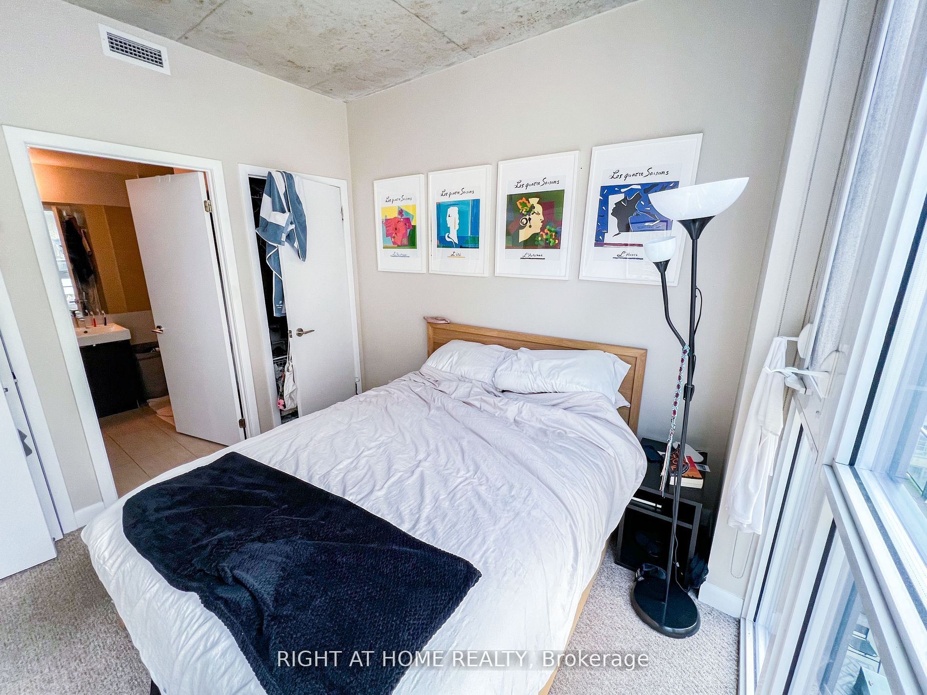 478 W King St 901