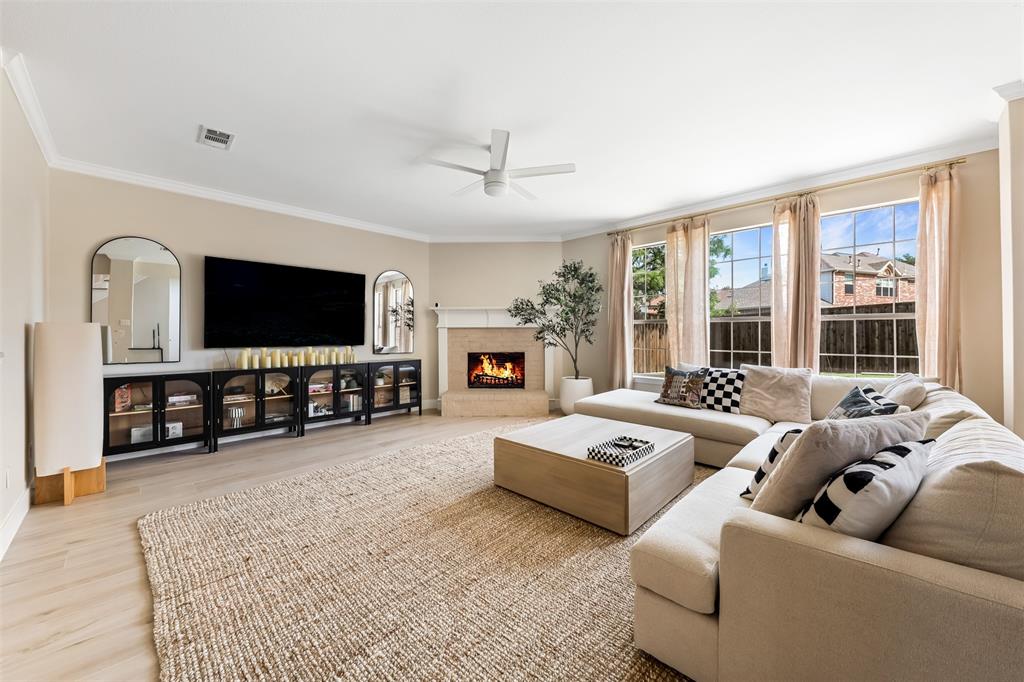 5501 Blazing Star, Road Frisco, TX