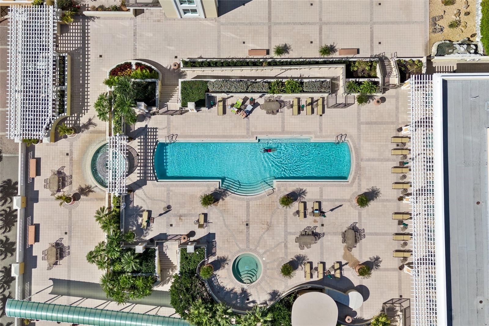 800 N Tamiami Trail 103