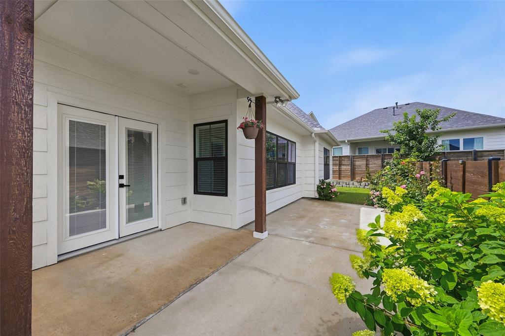 4919 Dry Creek