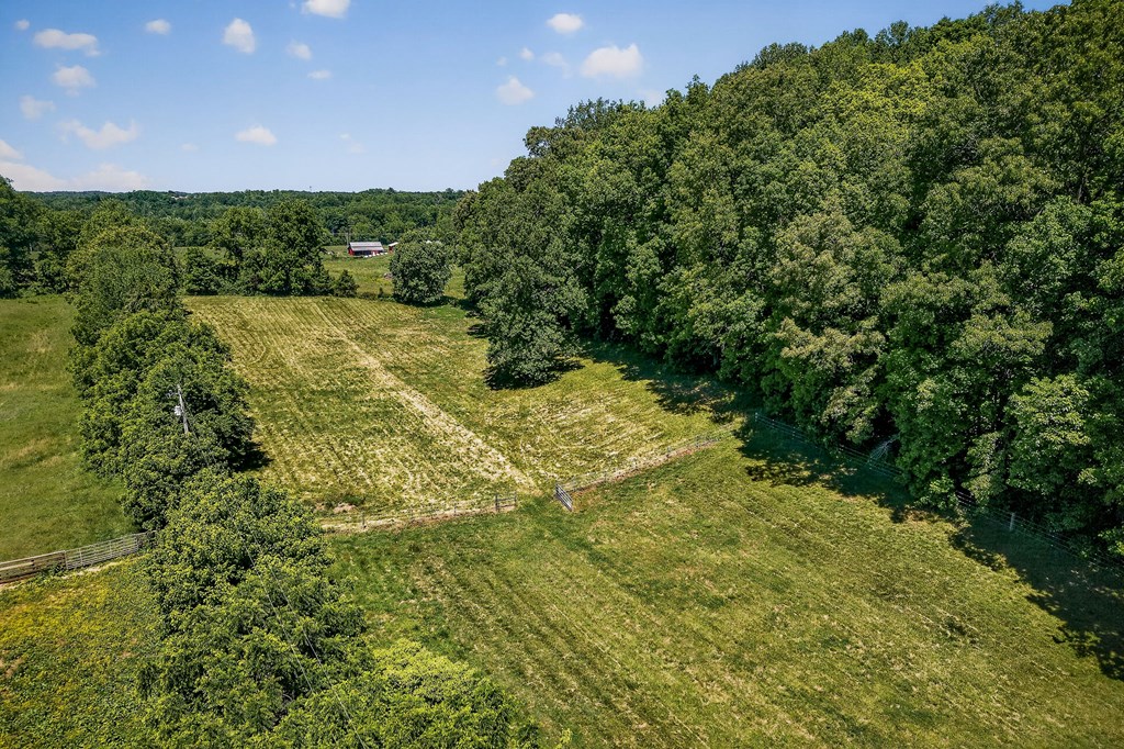 2246 Hidden Cove Rd