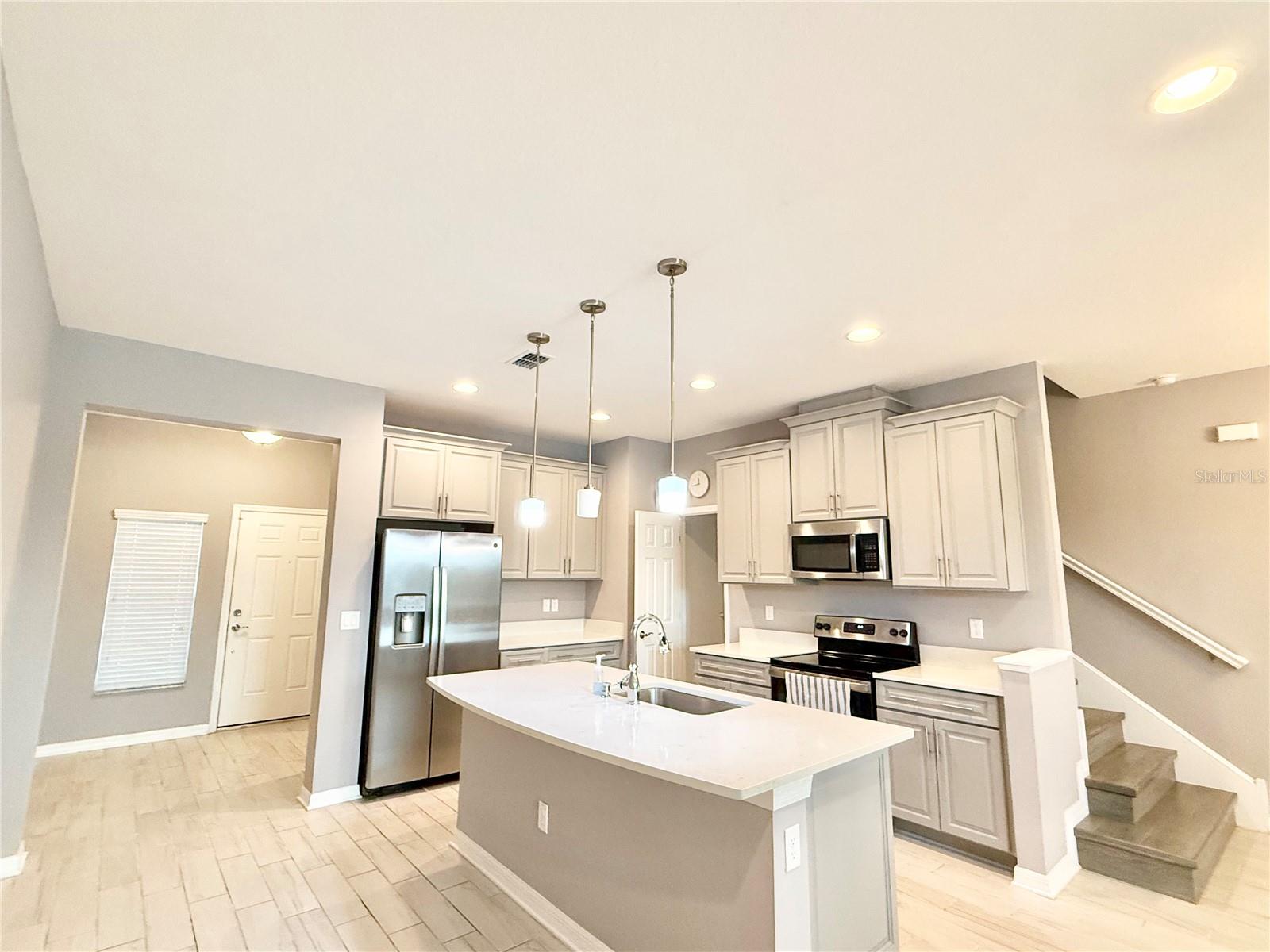 2493 Stapleford Place