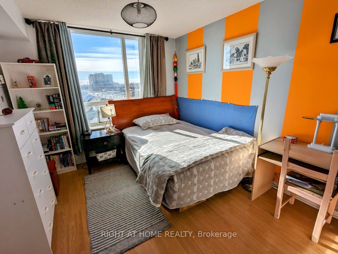 9 Northern Hts Dr 604