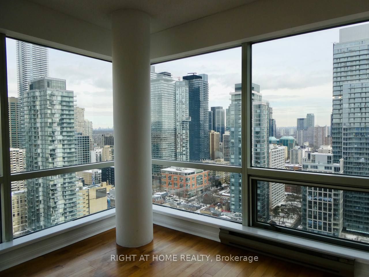 1001 Bay St 3104