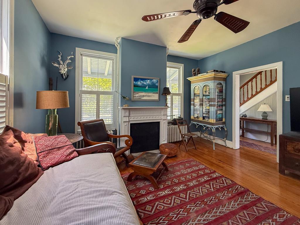 340 Randolph Ave 604
