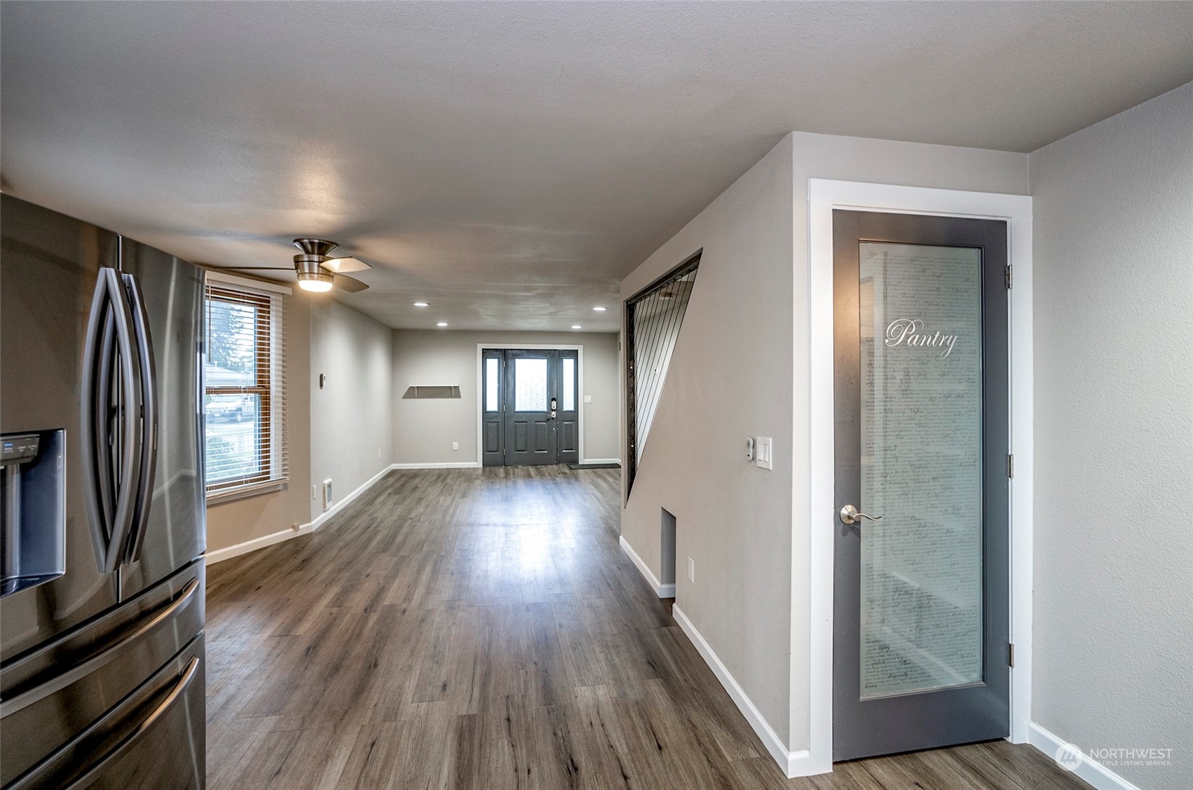 1017 E 59th