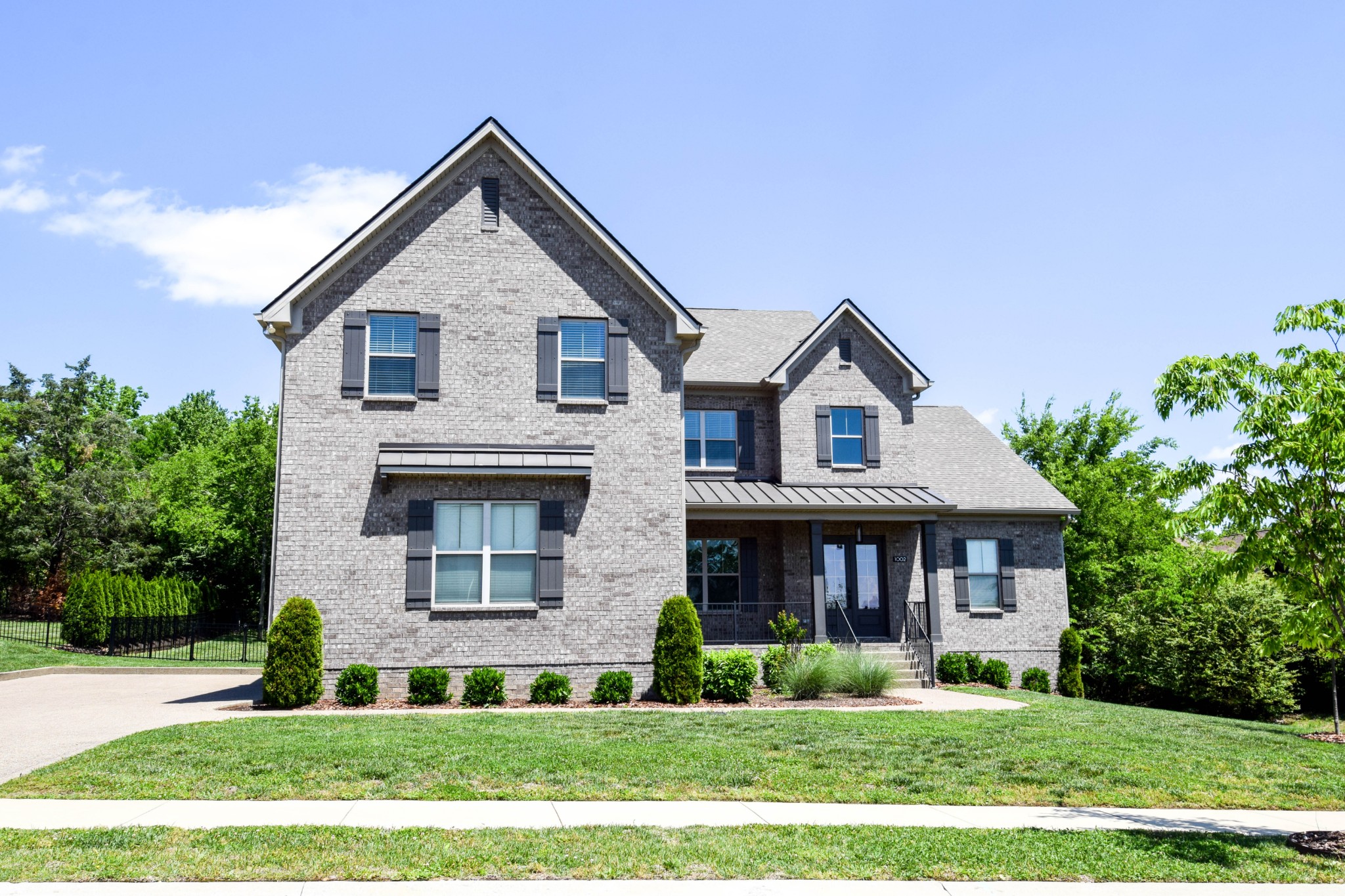 1002 Keeneland Dr