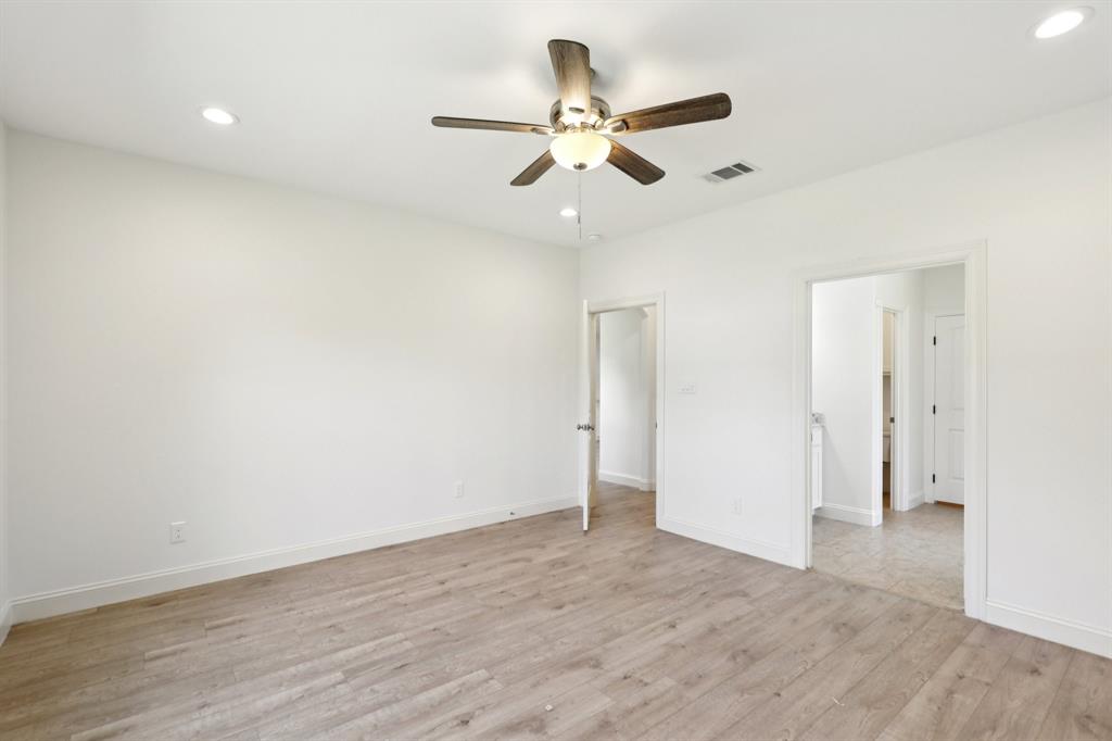 1702 Kings Lane