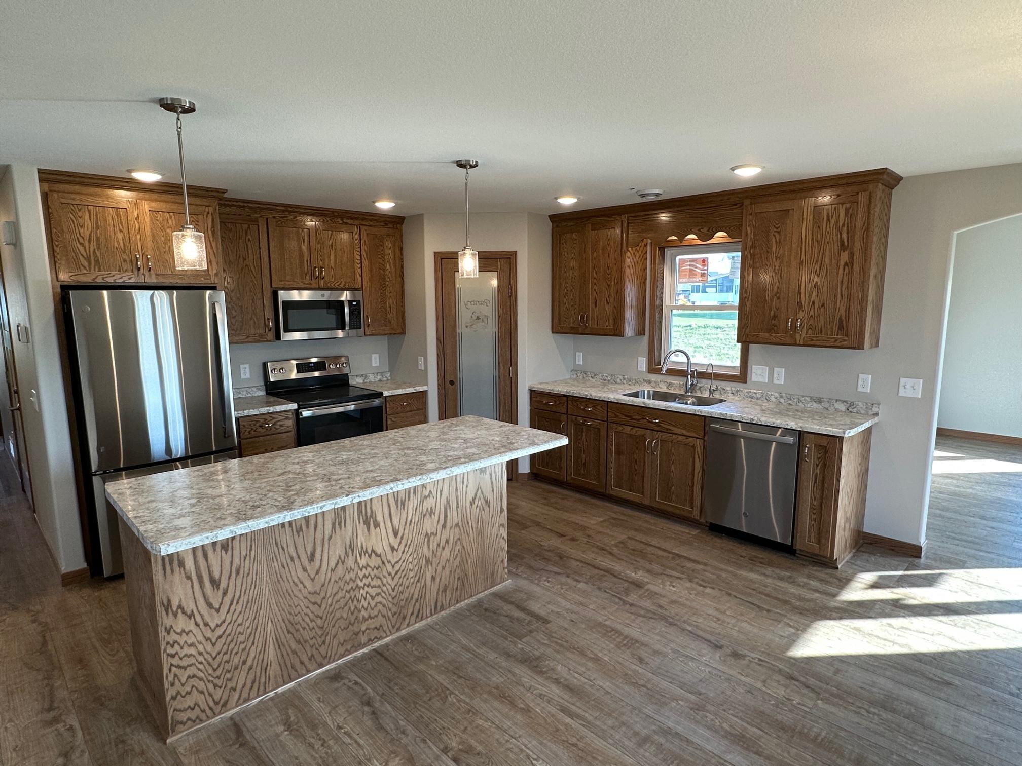 2005 Sandstone Loop N