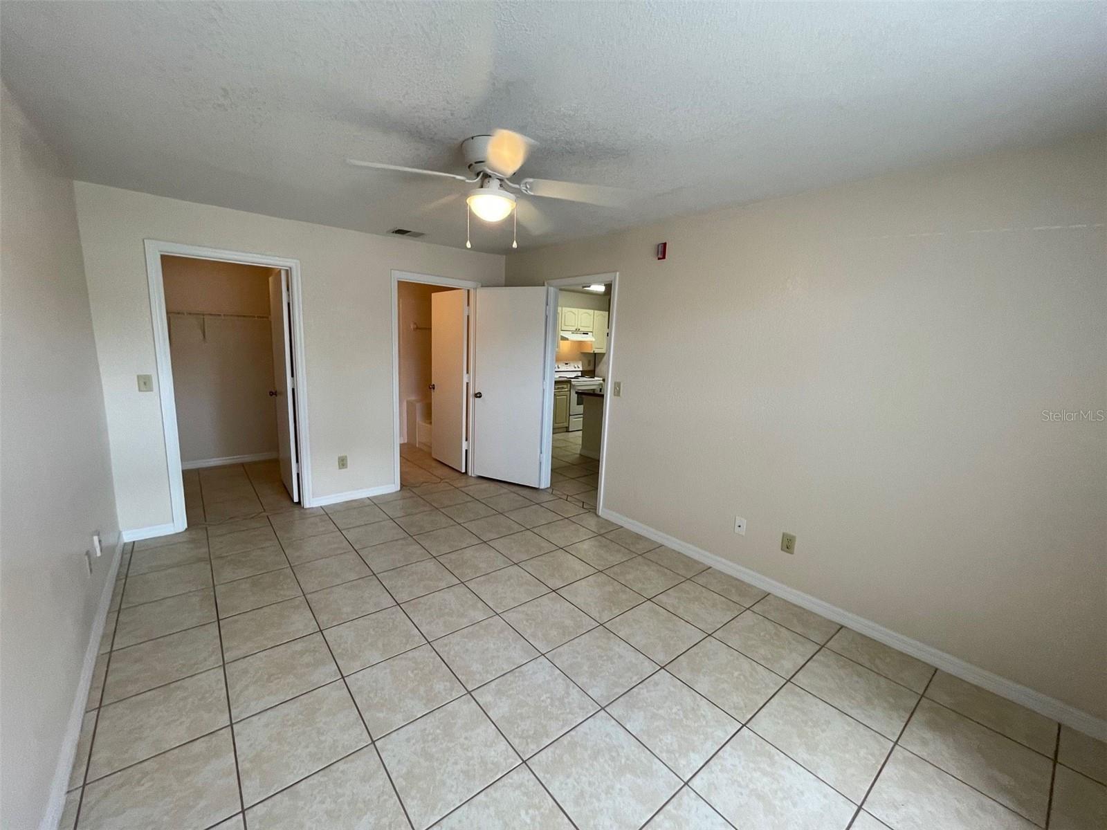 2550 N Alafaya Trail 10102