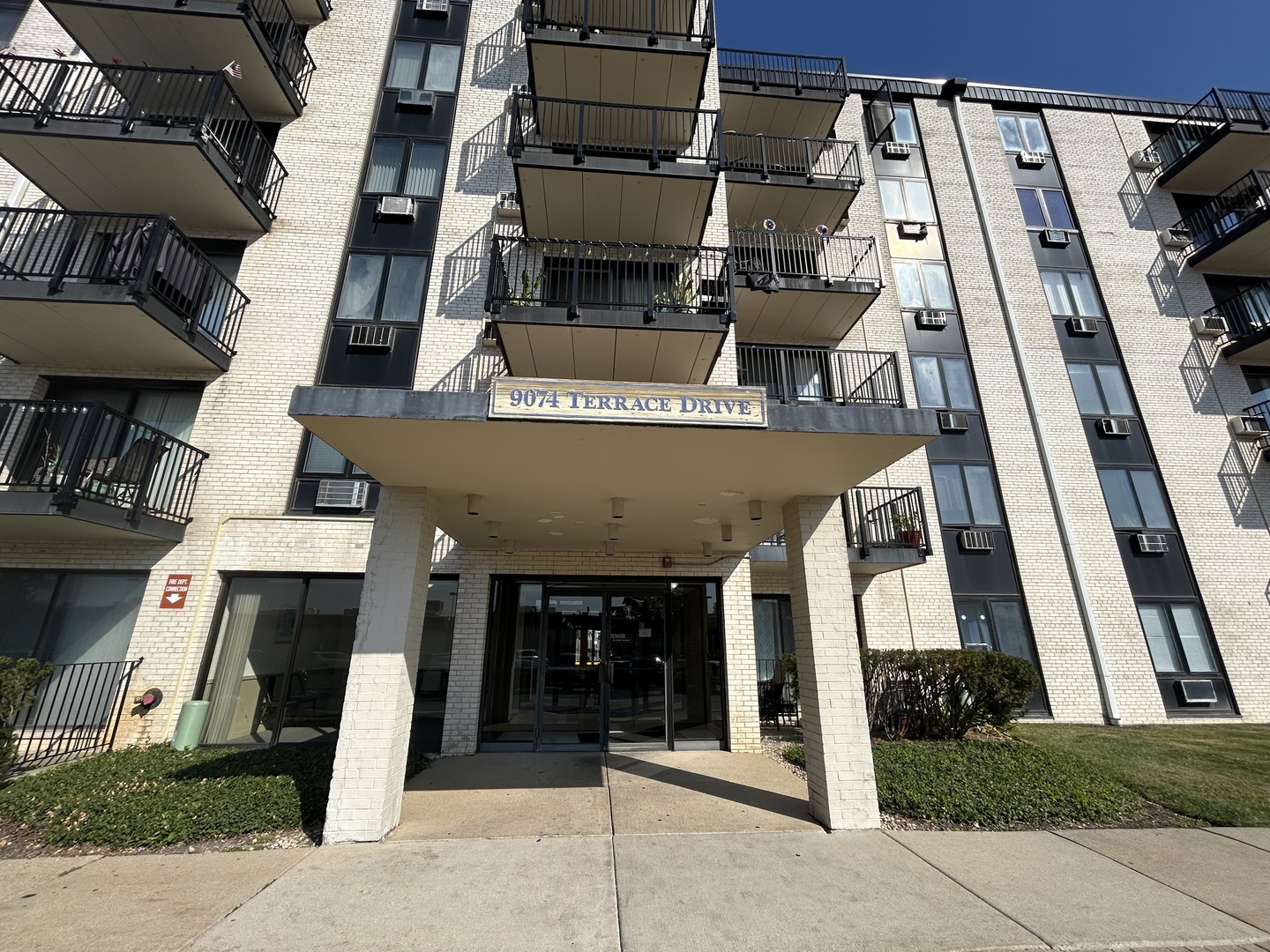 Spacious 1-Bedroom Condo in Highly Desirable Terrace Square - Fully Remodeled!  Welcome to this beautifully updated 1-bedroom, 1-bathroom condo in the sought-after Terrace Square complex. With 875 sq ft of stylish living space, this rare 4th-floor corner unit offers both privacy and plenty of natural light.  Step inside to find brand-new luxury vinyl plank flooring throughout, fresh paint, all-new baseboards, ample closet space with storage unit, and a remodeled bathroom. The updated kitchen features classic oak cabinetry, granite countertops, and a newer balcony perfect for morning coffee or evening relaxation.  Terrace Square offers resort-style amenities including an outdoor pool, sundeck, sauna, and a clubhouse complete with a rec room featuring a pool table, foosball, TVs, and lounge areas-ideal for entertaining or renting for private parties.  Enjoy the convenience of on-site property management and maintenance, plus unbeatable proximity to restaurants, shopping, major tollways, public transportation, and downtown Chicago.