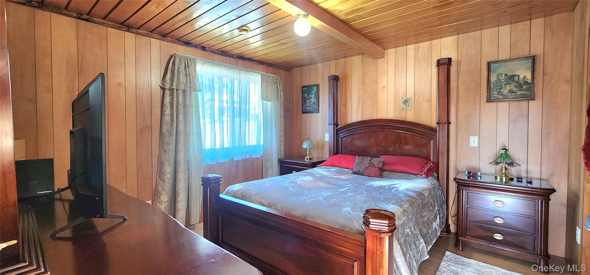 371 Kelly Bridge Road 373