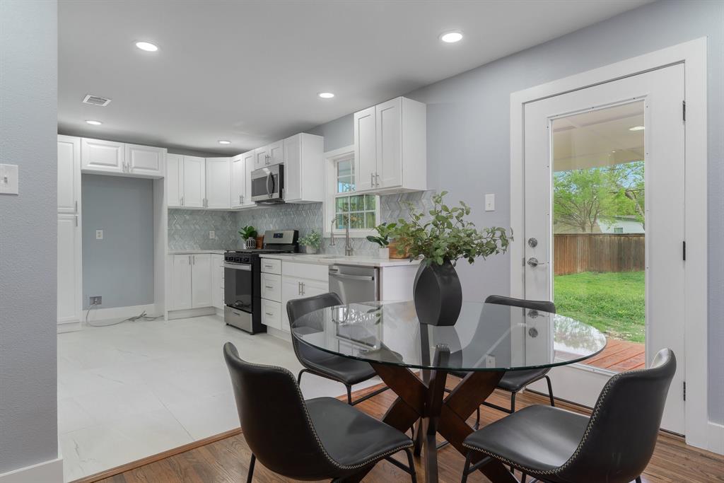 2323 Tealford Drive