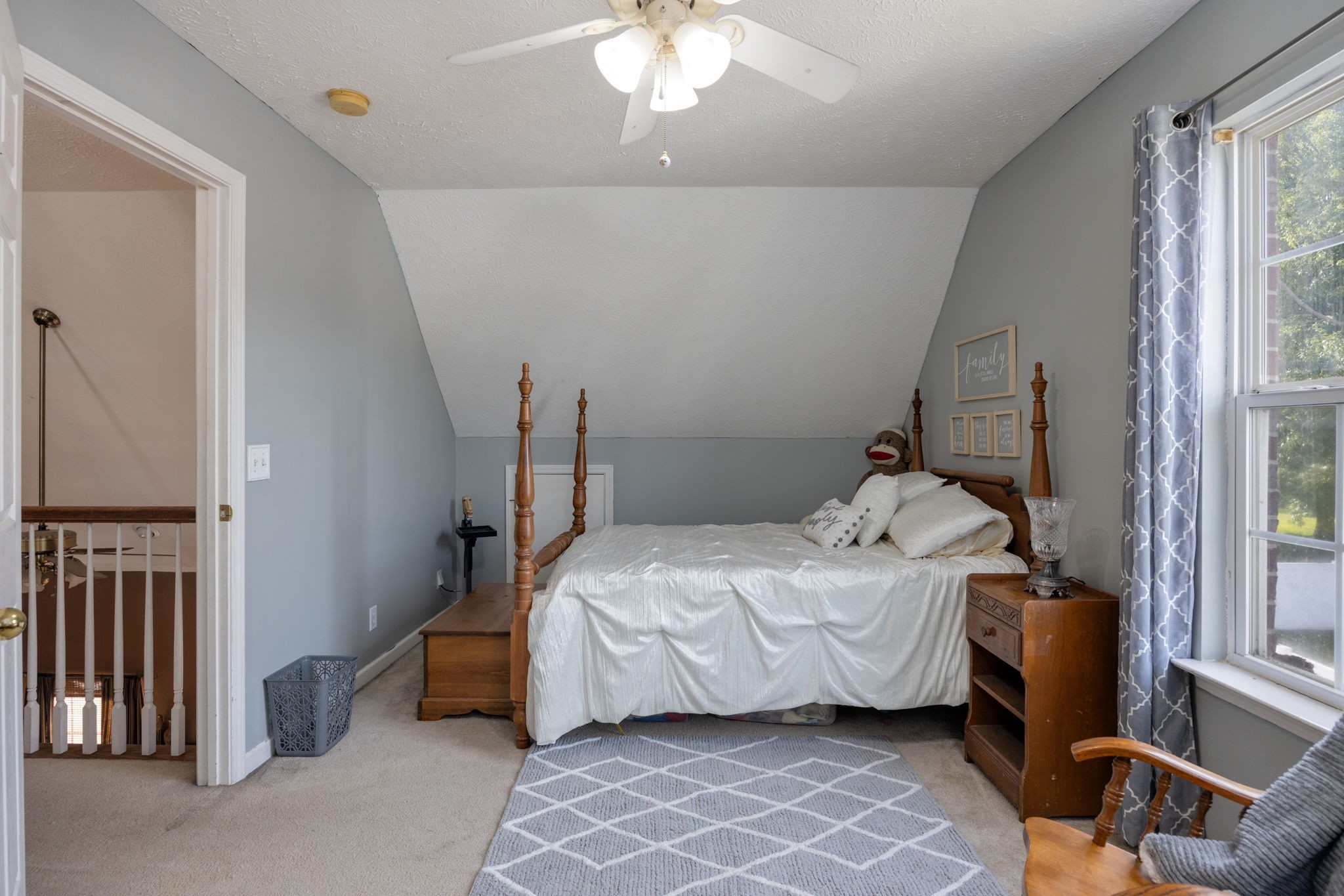 220 Iroquois Dr