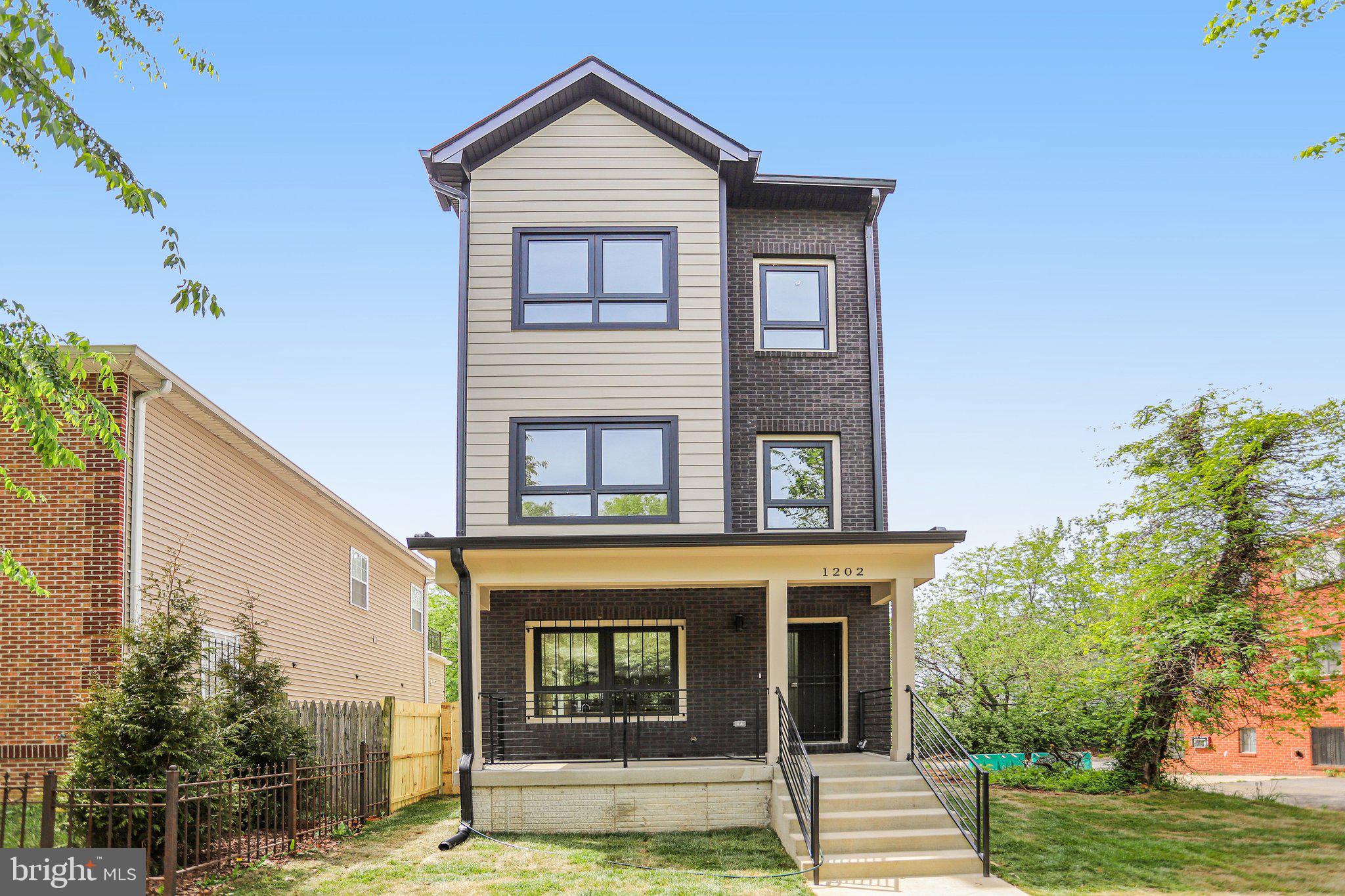 1202 Eastern Ave NE  