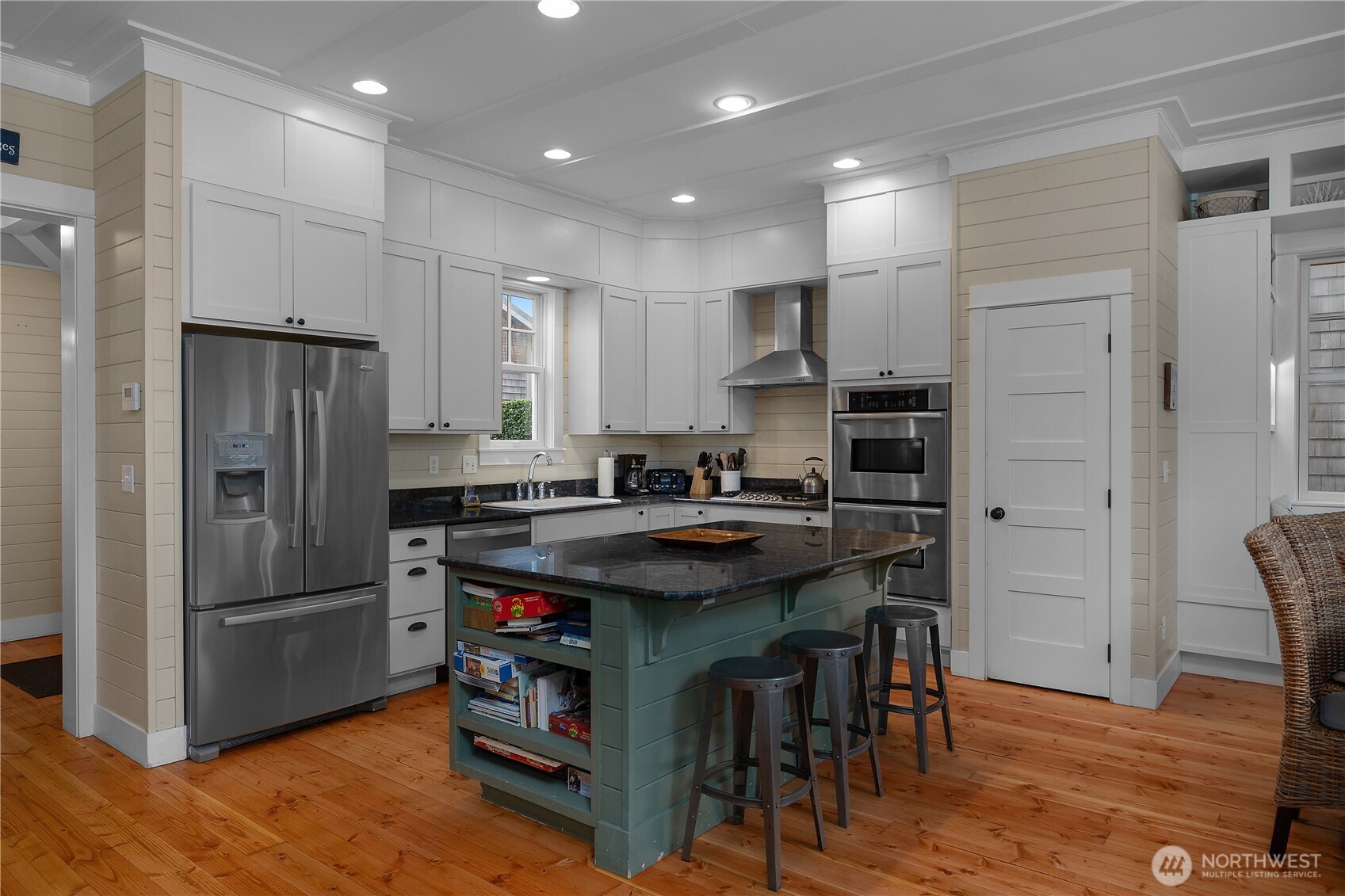 21 N Glen Lane