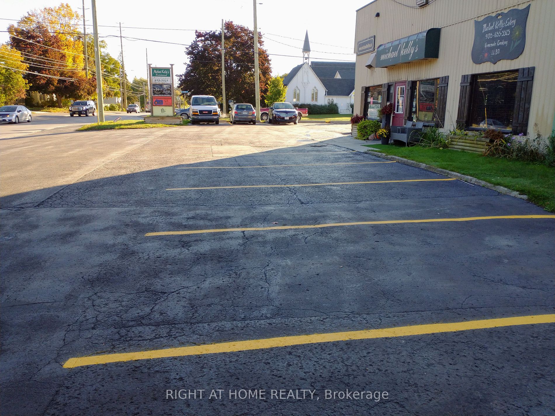 93 E Winchester Rd