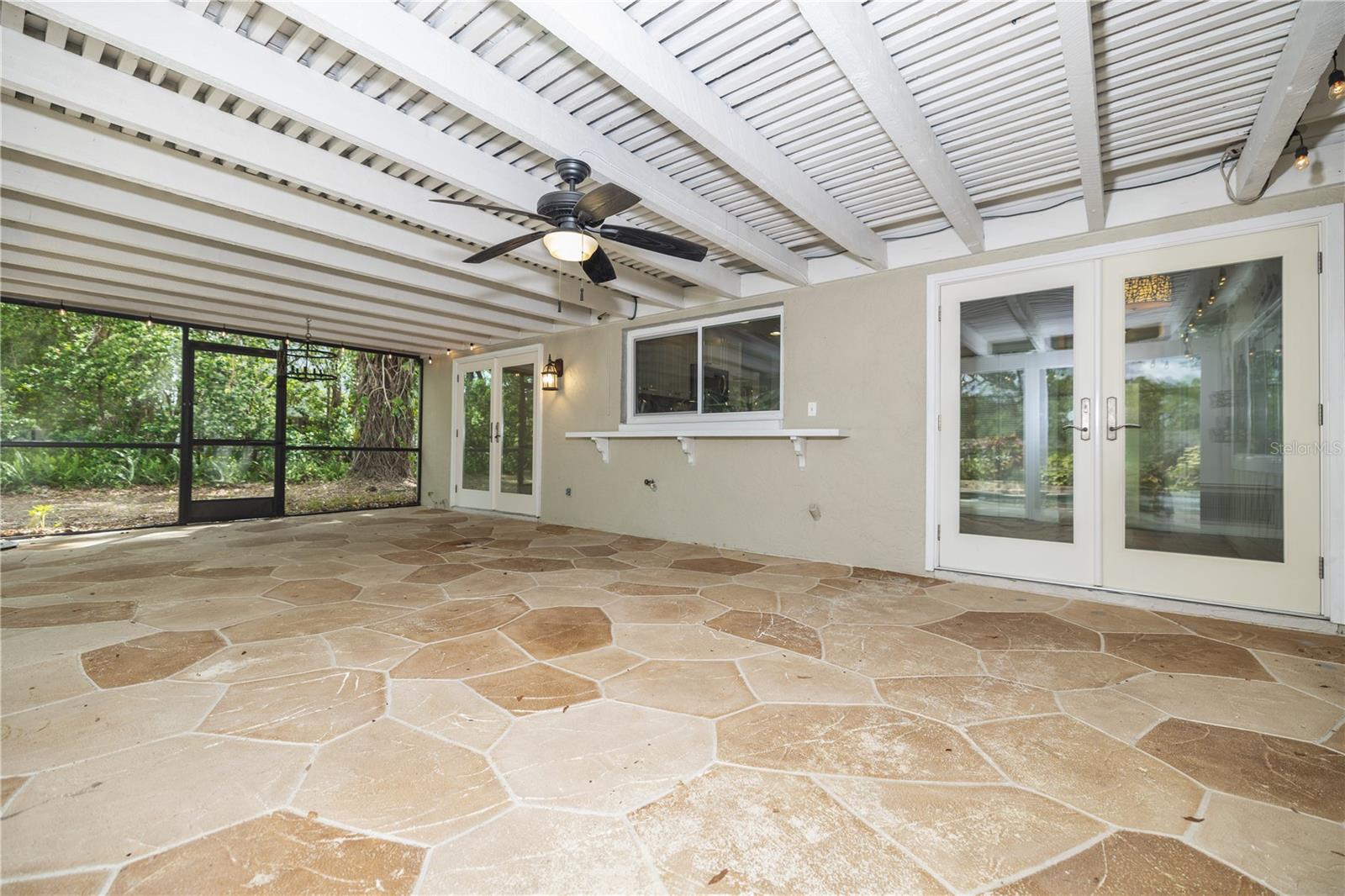 13307 Meadowwood Court