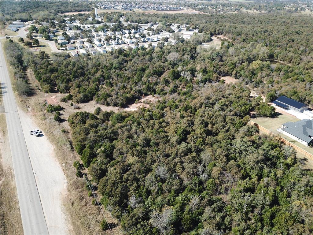 Please refer to the attachments for a complete overview and description of the Planned Unit Development (PUD).
This property is zoned CG – Urban General Commercial and Office District, making it ideal for a variety of commercial and office uses. According to a conversation between the seller and the county, the property could potentially be rezoned for residential use if needed.
In addition to this 1.253-acre lot, two nearby parcels—13885 SE 29th St and 13845 SE 29th St, each also measuring 1.253 acres—are available for purchase. Combined, these three parcels offer a total of 3.759 acres, which can be acquired together or individually, providing flexible options for buyers or developers seeking additional space. Seller is open to a build-to-suit opportunity for residential or commercial use, and will also consider a lease-to-purchase arrangement.