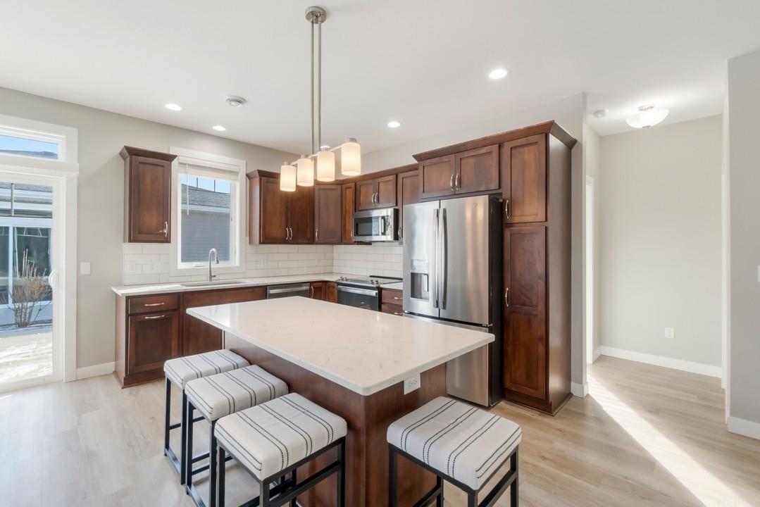 812 Parkside Lane