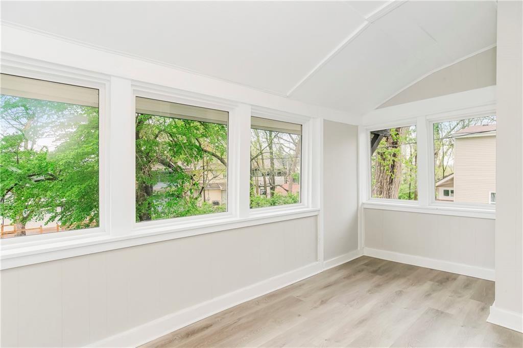 4032 S Benton Avenue