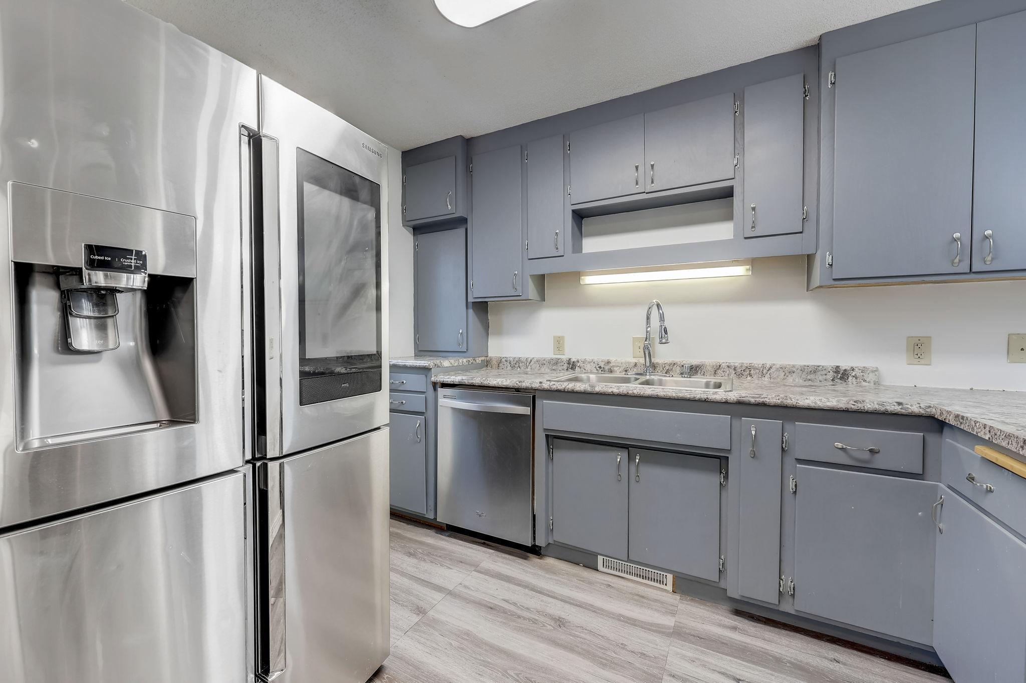 3967 Granada Avenue N