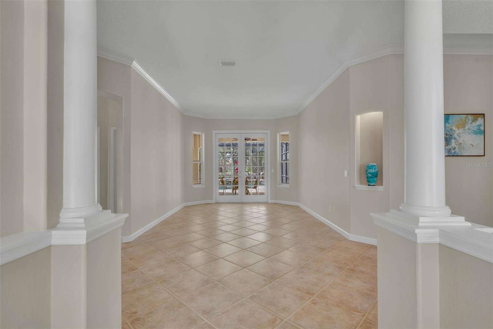 1800 Magnolia Avenue