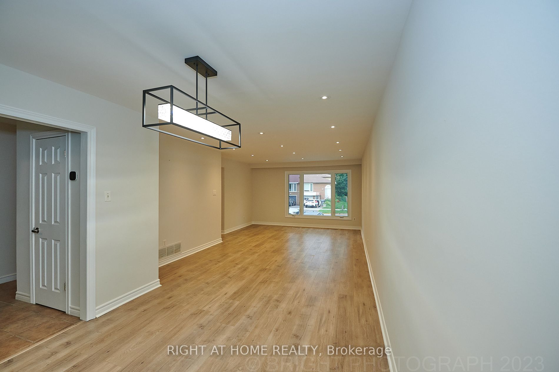 36 Ladner Dr Dr
