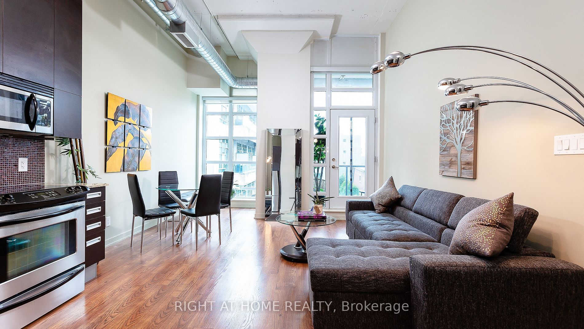 380 Macpherson Ave 314