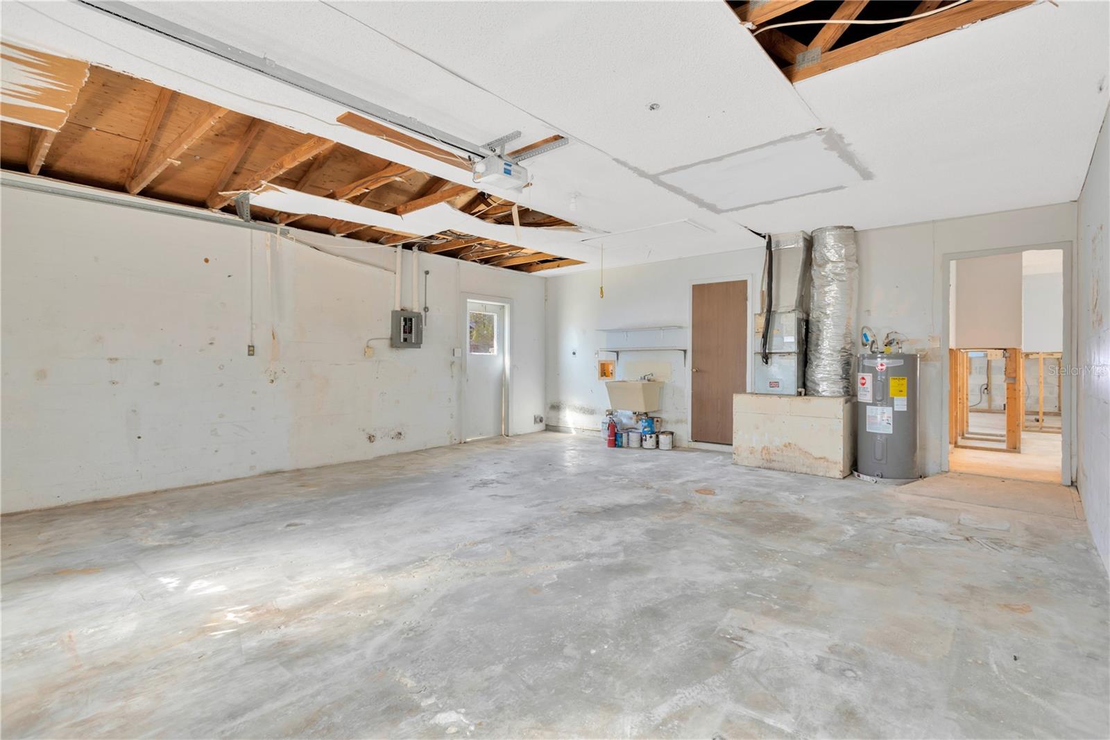 2414 16th Street W