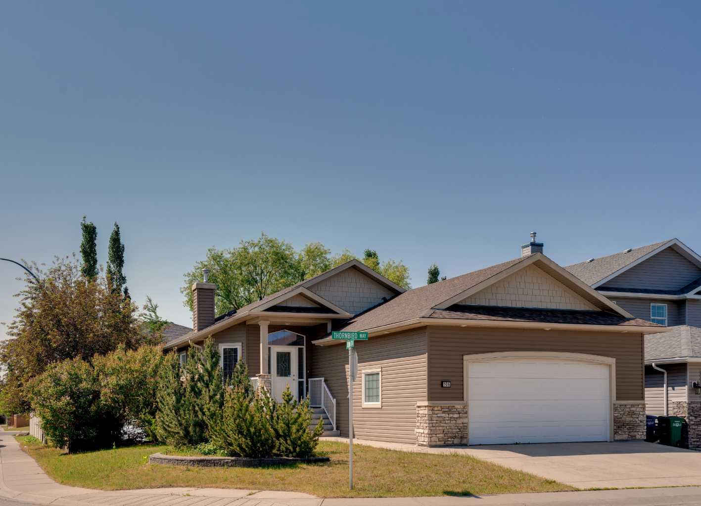 106 Thornbird Way SE