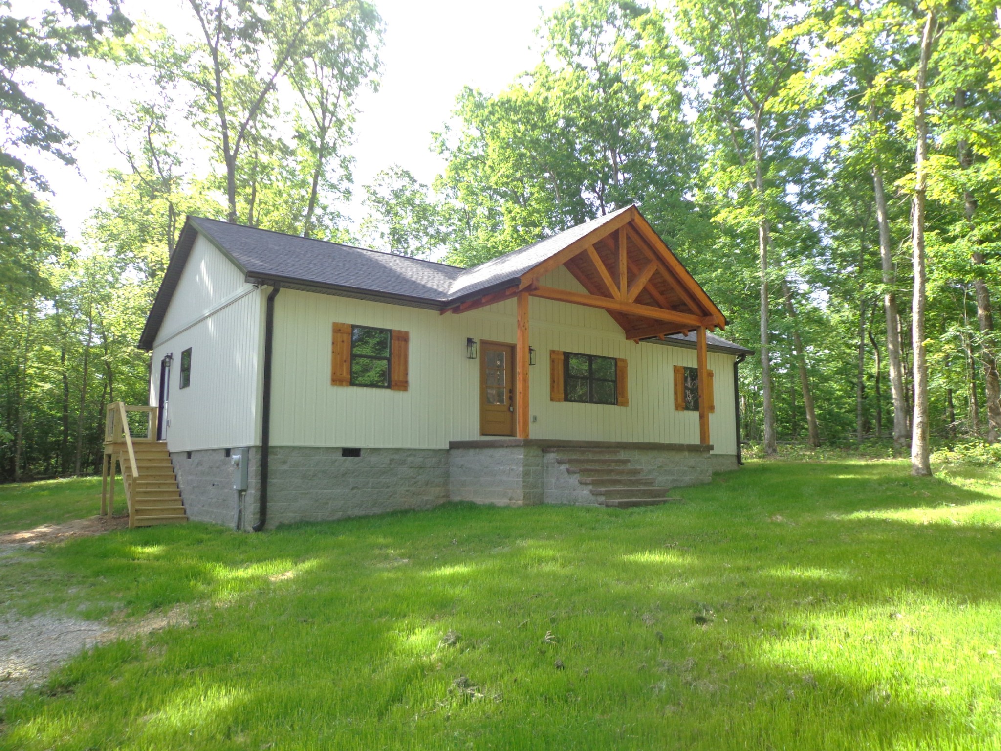 700 Hillcrest Rd