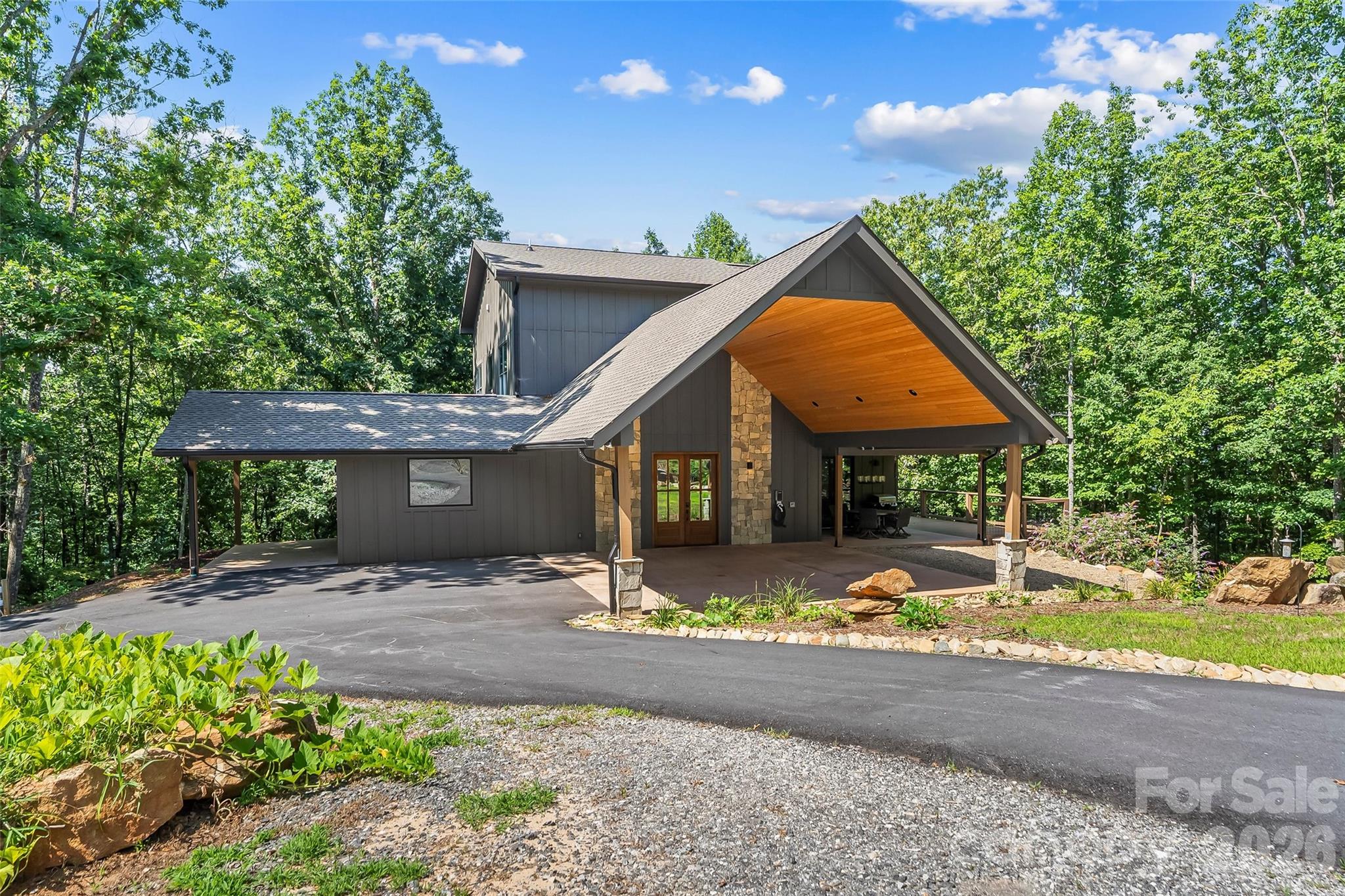 3135 Laurel Heights Drive Extension